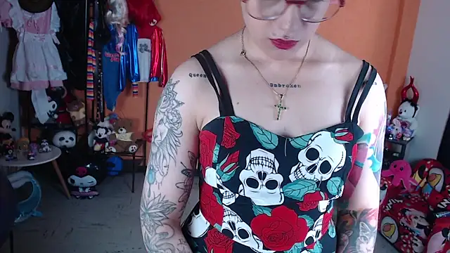 MissMiia2 Live XXX Chat