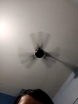 Koziekylie লাইভ XXX চ্যাট