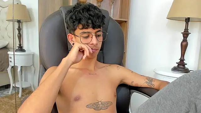 Živý XXX chat Ibratxandy