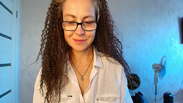 XXX chat uživo modela LioraWeiss