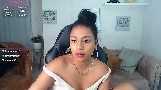 Онлайн чат XXX luna_sweet_tk