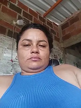 Dirty-violeta_19 élő XXX-chatje