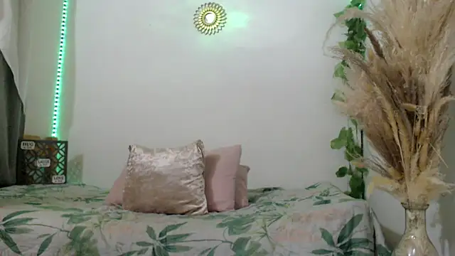 Donniian Live XXX chat