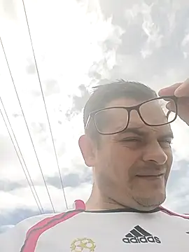 Edwin_Q webkamerás műsora
