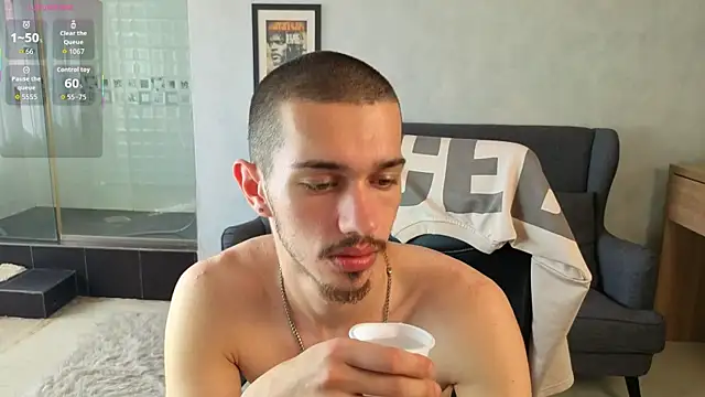Chat XXX en directo de KaydenDrew