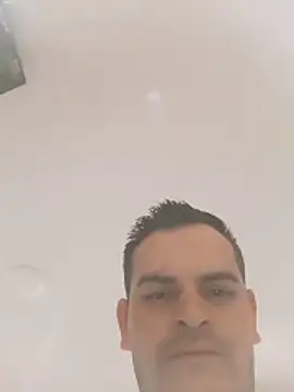Edwin_Q's Live XXX Chat