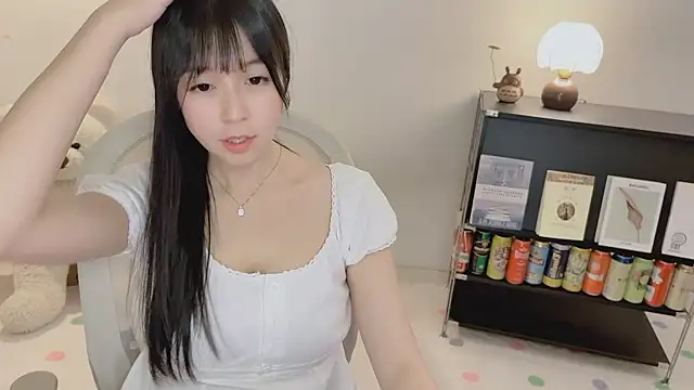 Onechestnut 라이브 XXX 채팅