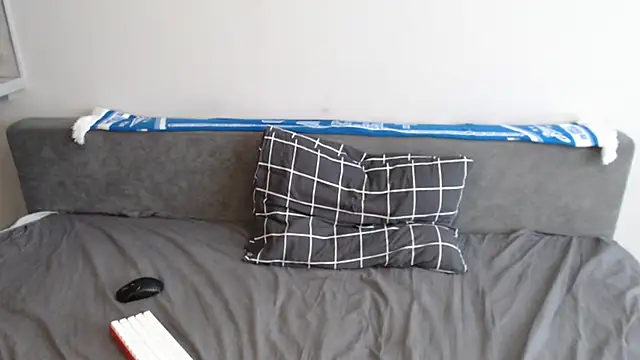 Student_Oliver webcam show