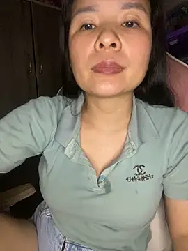Ivy_Trix2 现场XXX聊天