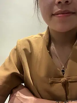 Bella_7777のウェブカメラショー