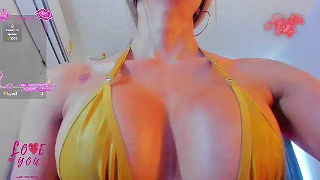 Chatroom XXX en direct de FoxxTattoo