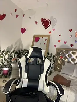 Chat +18 de Fancyxlove ao vivo