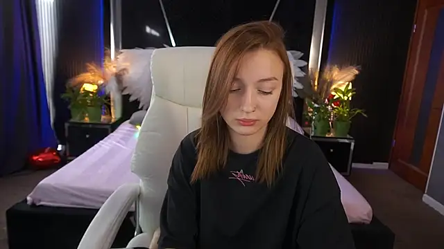 LizzaMoonn 现场XXX聊天