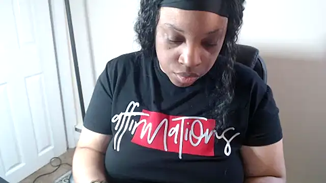 Sexymona1218's Live XXX Chat