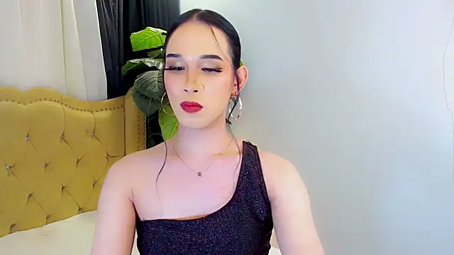 LexiLoreOnTop Show in webcam
