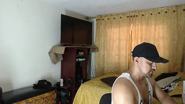 Chat +18 de AlejoMoretti ao vivo