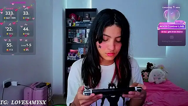 Lovelyamyy's Live XXX Chat