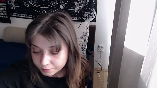 AlienforTwenty Live XXX-Chat