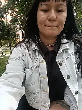 Bathory777のライブXXXチャット