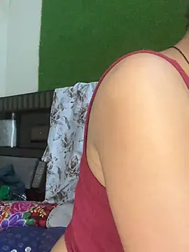 HOTTY-TINA live XXX chat