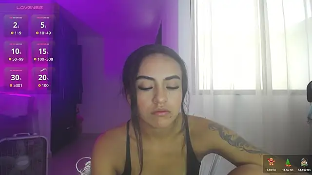 Leslie_Bussh_ Live XXX-chat