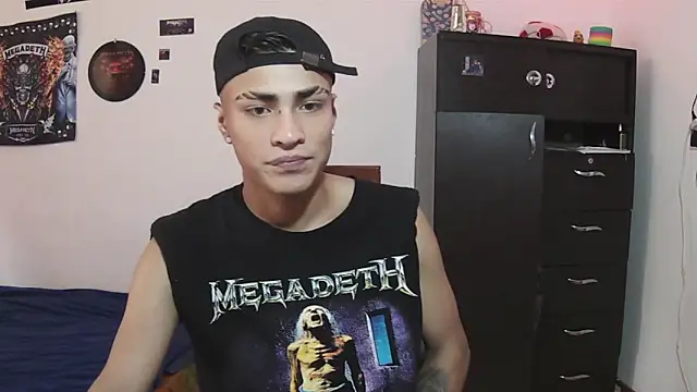 Fenix_hardcock 网络视讯表演