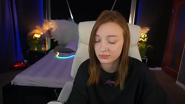 แชท XXX สดของ LizzaMoonn
