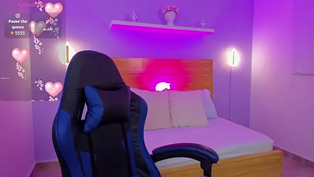 kitty_sweeety_'s Live XXX Chat