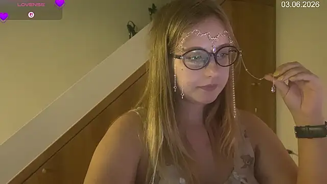 Chatroom XXX en direct de JacyWinslat