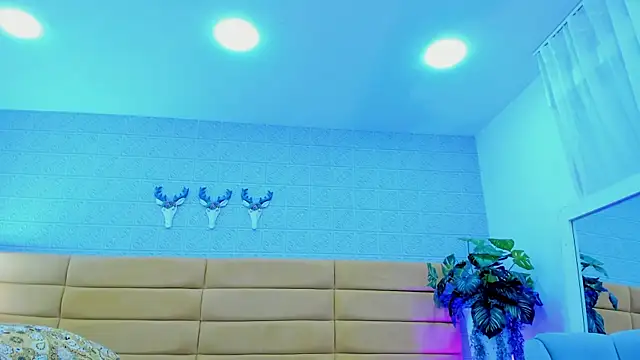 KamileBlake 即時 XXX 聊天