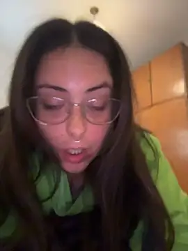 Mizztikaa Chat XXX live