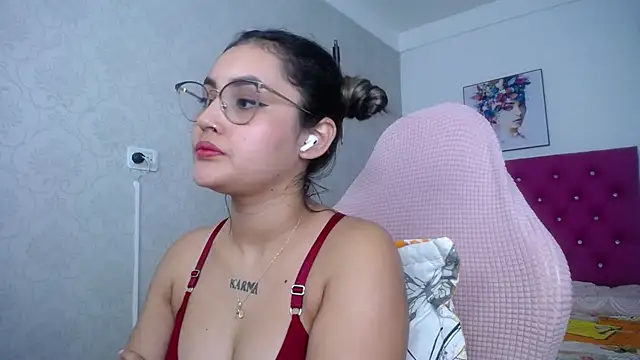 kathe-mills235 élő XXX-chatje