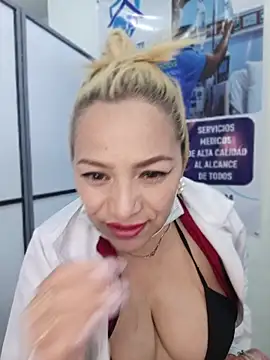 _Zoe_777 Chat XXX in diretta