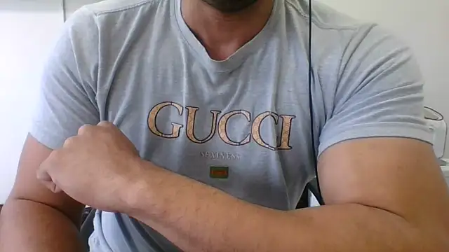Show de JohnSoecForces na webcam