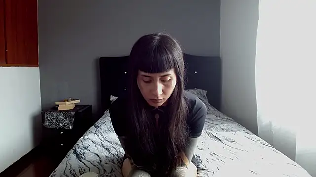 Chat XXX ao vivo de Emilia_1995