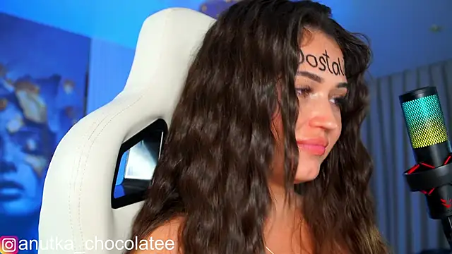 Adel_chocolate_ Chat XXX in diretta