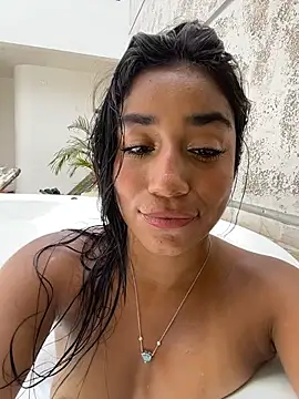 Chat XXX en directo de SaryJonex