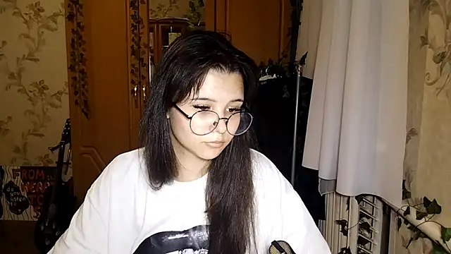 Онлайн чат XXX Adilily
