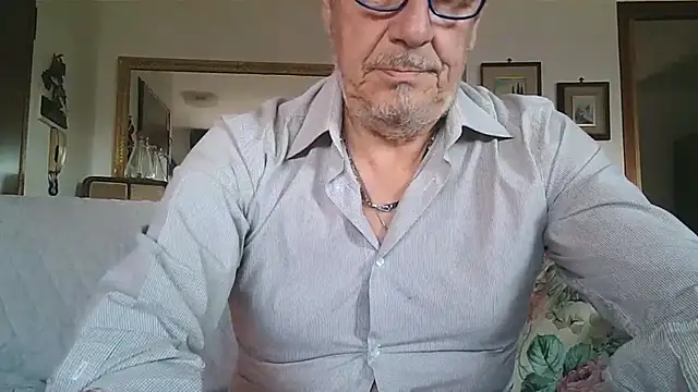 gyodybis Live XXX-chat