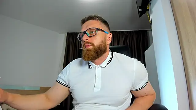 XXX chat uživo modela Findom_guy