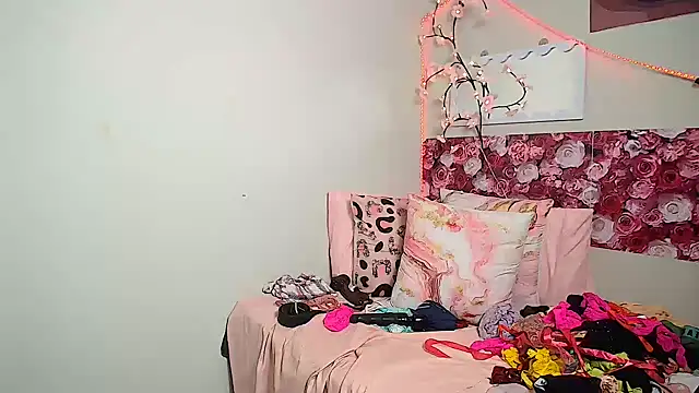 EnchantingLisa's Webcam Show
