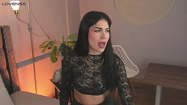 Chat +18 de AlmaBlaze ao vivo