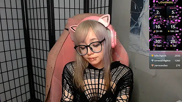 Živý XXX chat SaxonDibs