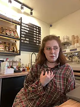 cinnabon_ Show in webcam
