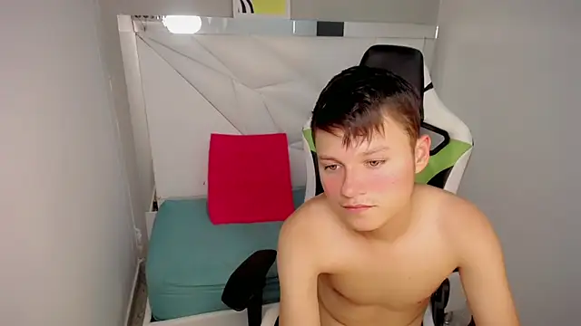 NYC_Bby Show in webcam