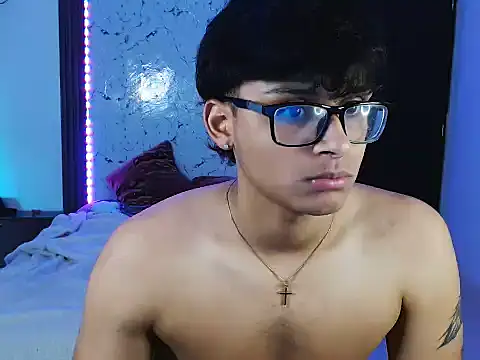 แชท XXX สดของ Mr_yisuzz
