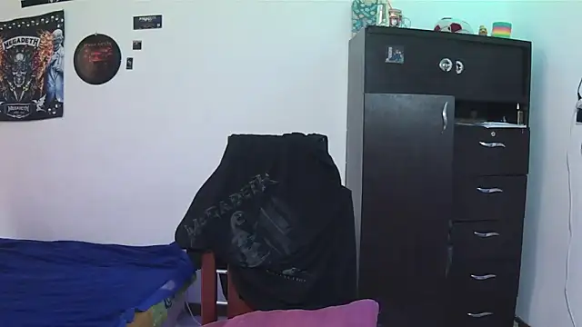 Онлайн чат XXX Fenix_hardcock