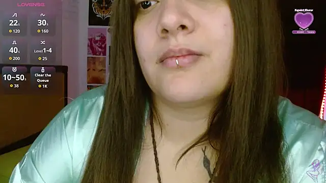 Nova-Satela live XXX chat