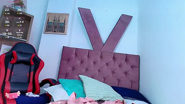 CamiilaReyes' Live XXX Chat
