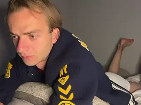 Вебкам-шоу yuppie_b